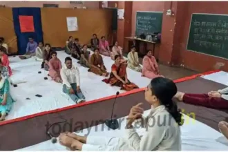 Child yogis celebrated yoga festival with teachers in Mirzapur Narghat