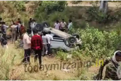 Madihaan Car overturned while trying to overtake three injured