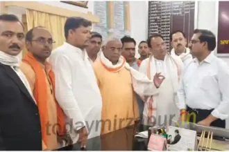 Mirzapur Vishwa Hindu Parishad Cow Protection Department submitted a memorandum