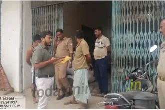 Morning raid at Chilh Mirzapur with the vigilance team in the electricity department