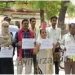 People mobilized against illegal occupation of public well and temple in Mirzapur city