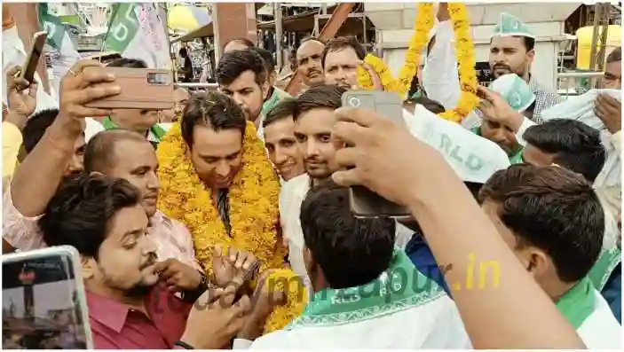 Union Minister Jayant Chaudhary was welcomed in Narayanpur
