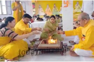 On the eve of Guru Purnima a grand event was organized at Sarla Sarraf Public School